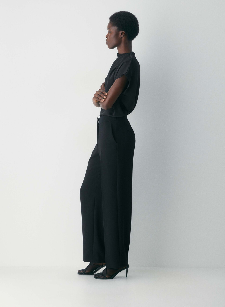 the limitless pant curve-fit - crepette black