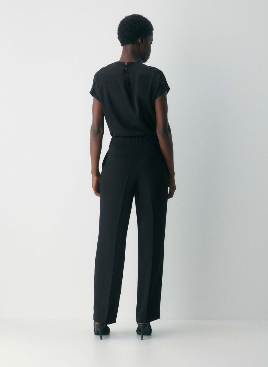 the limitless pant curve-fit - crepette black