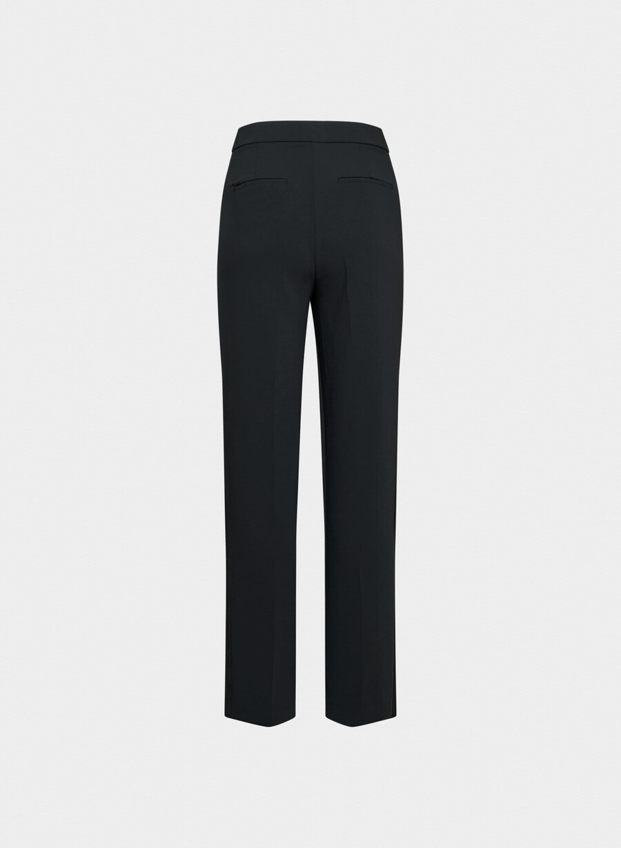 the limitless pant curve-fit - crepette black