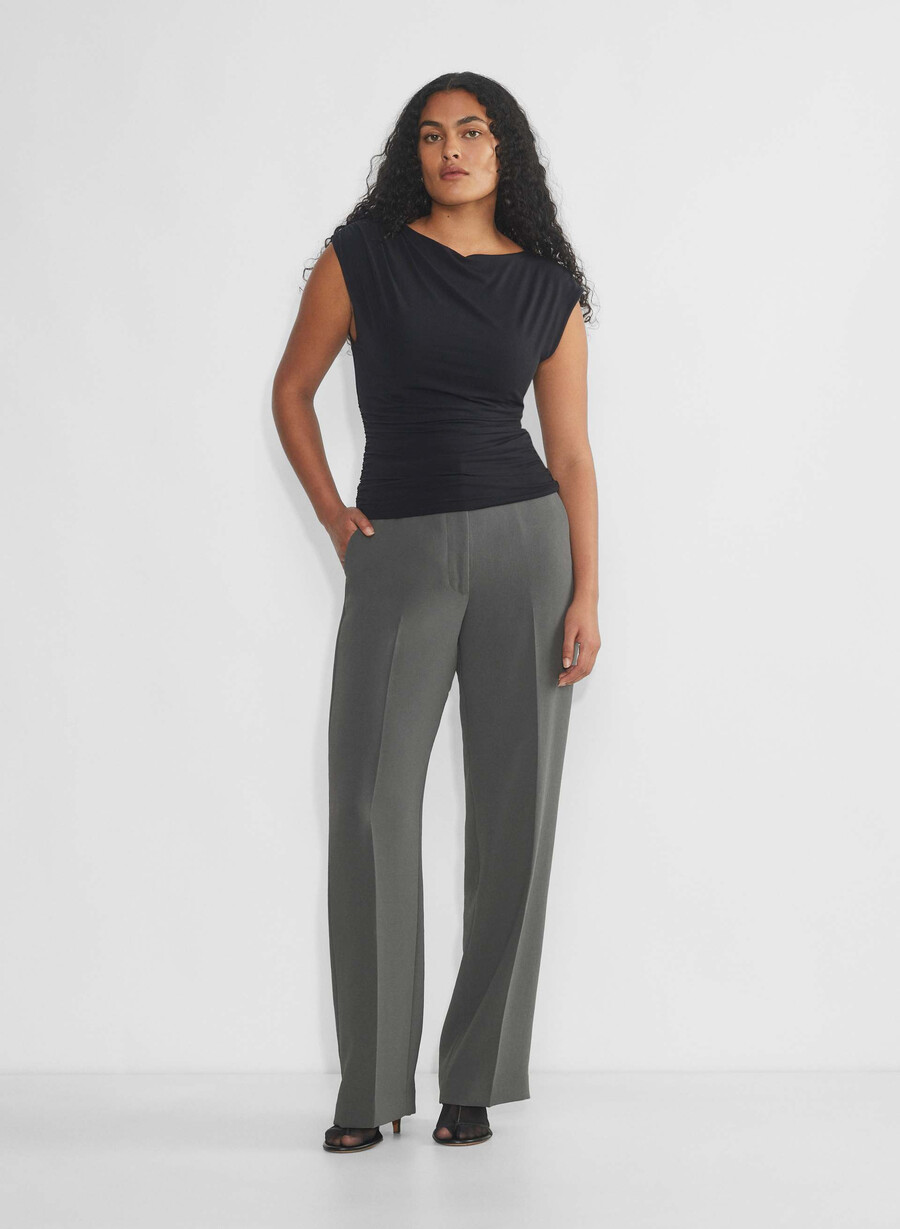 the limitless pant curve-fit - crepette coal grey