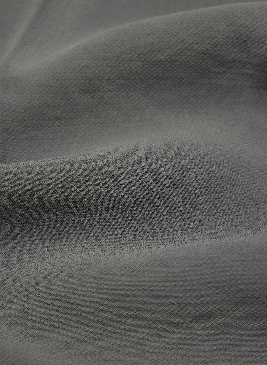 the limitless pant curve-fit - crepette coal grey