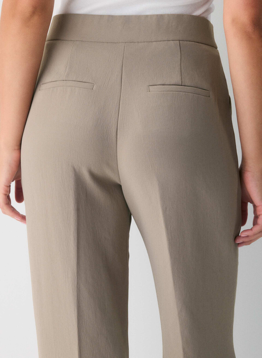 the limitless pant curve-fit - crepette nomad taupe