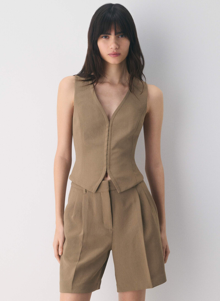 attire vest - crepette folio brown