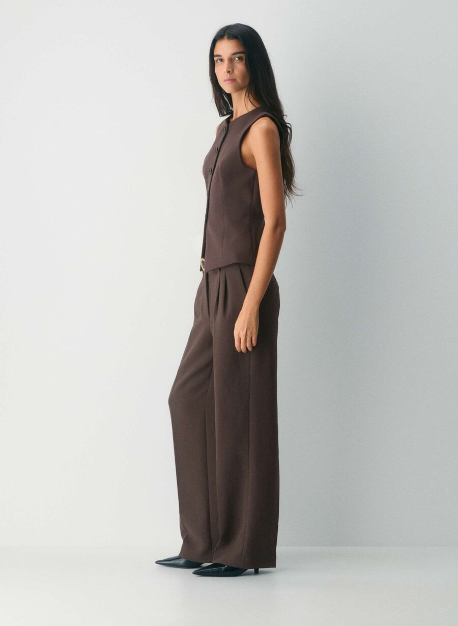regal vest - ressential rich mocha brown