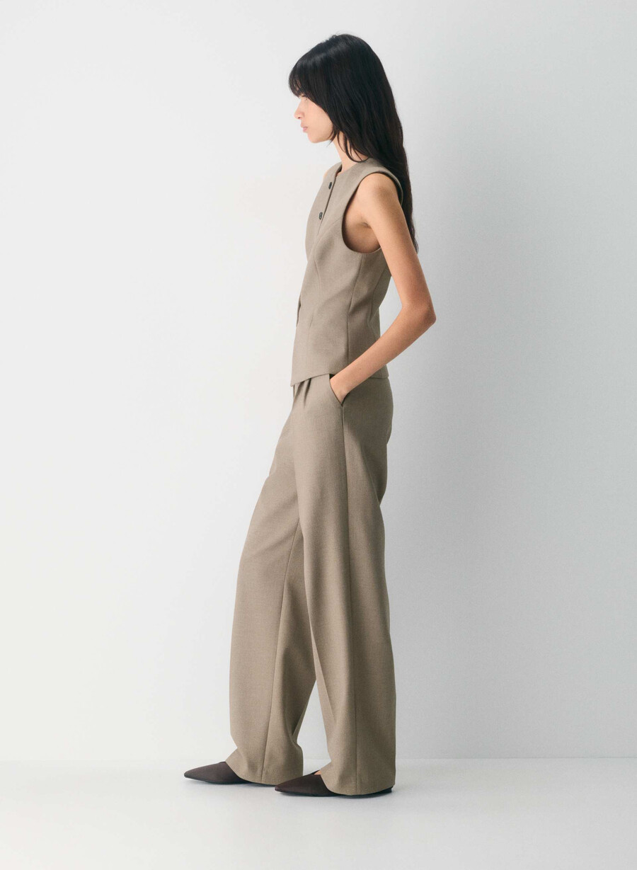 regal vest - ressential heather nomad taupe