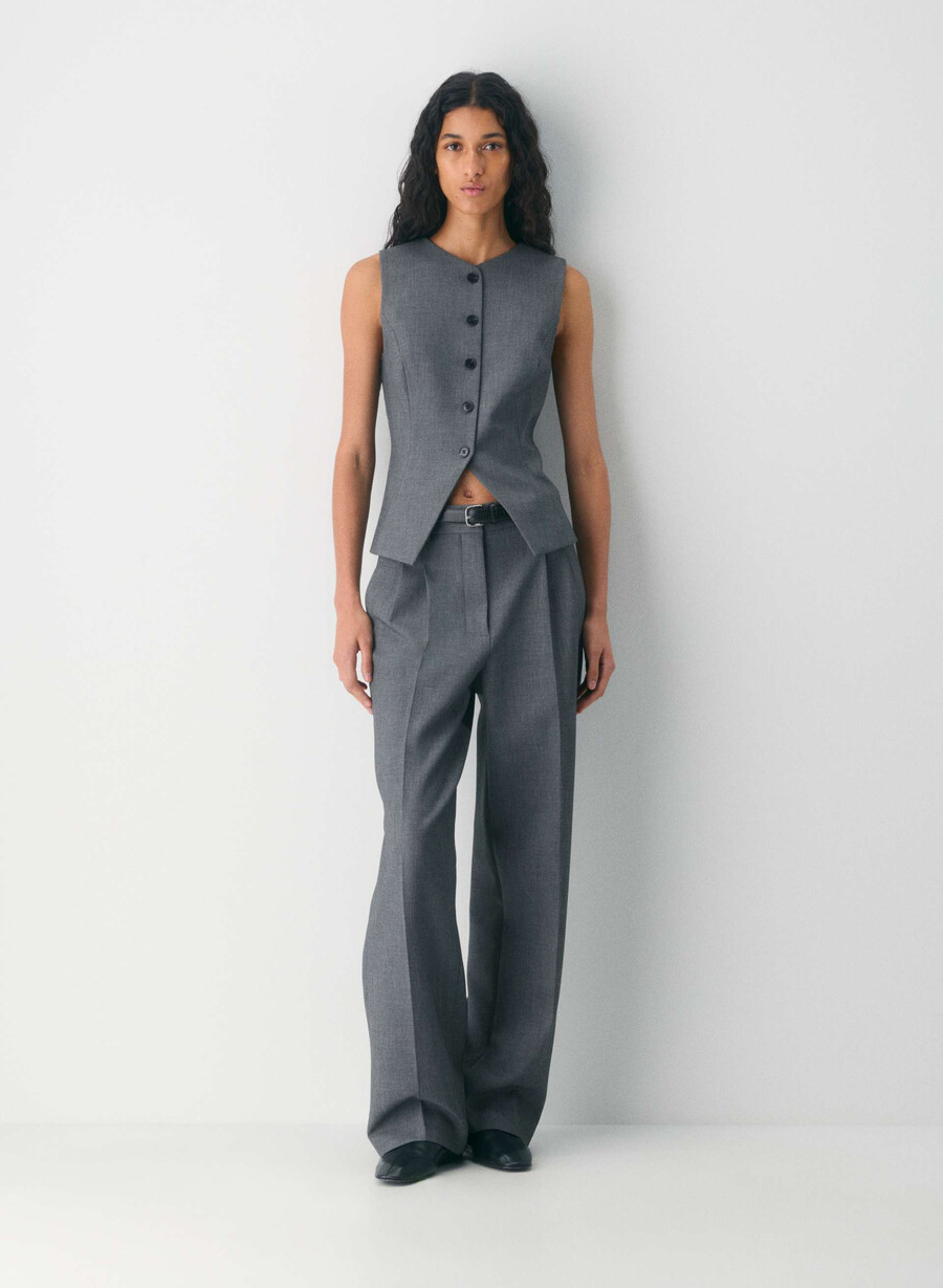 regal vest - ressential heather charcoal