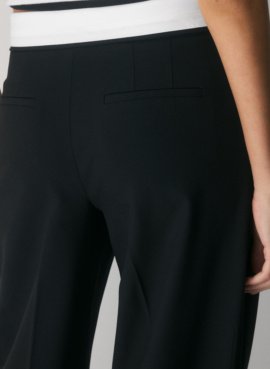 bureau pant - ressential light blackcream