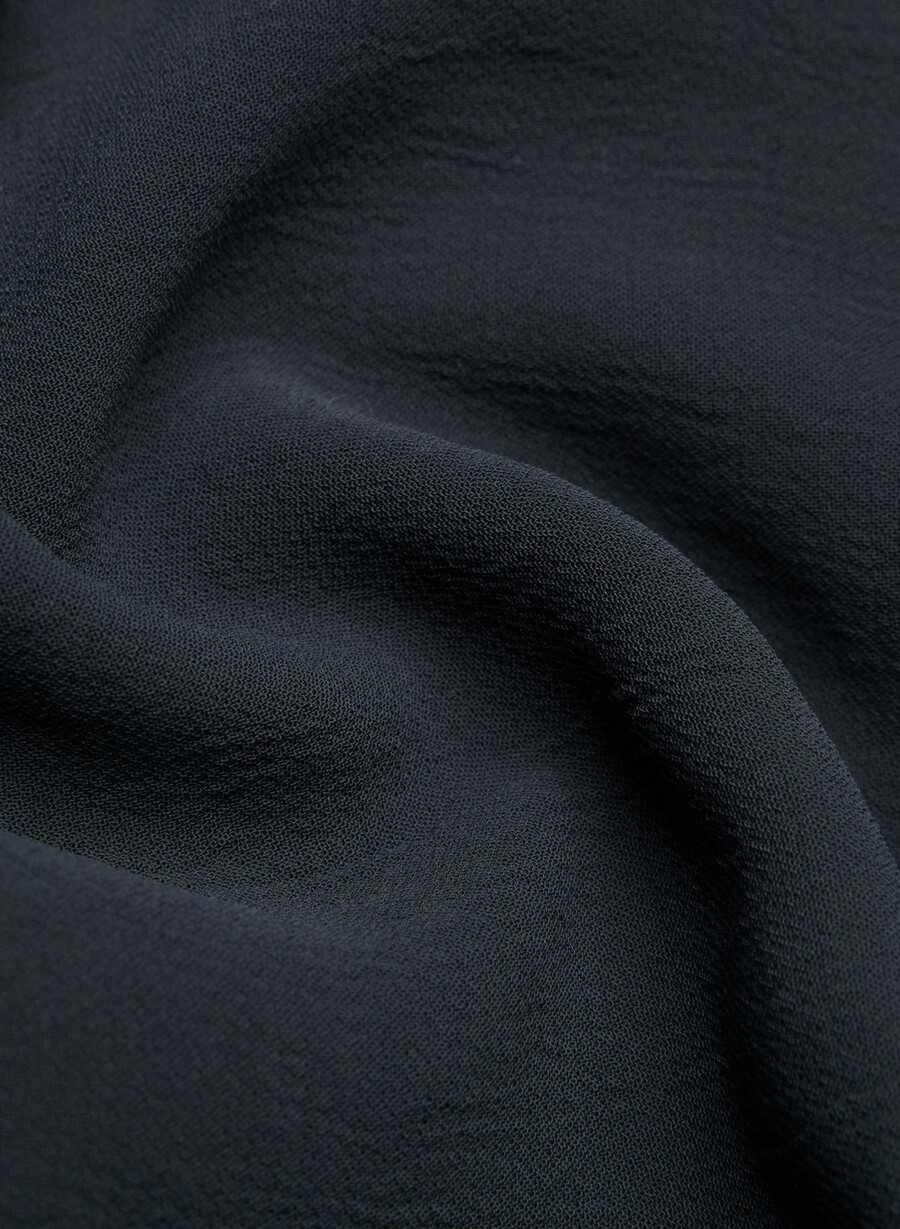 the effortless pant curve-fit cropped - crepette dark night navy