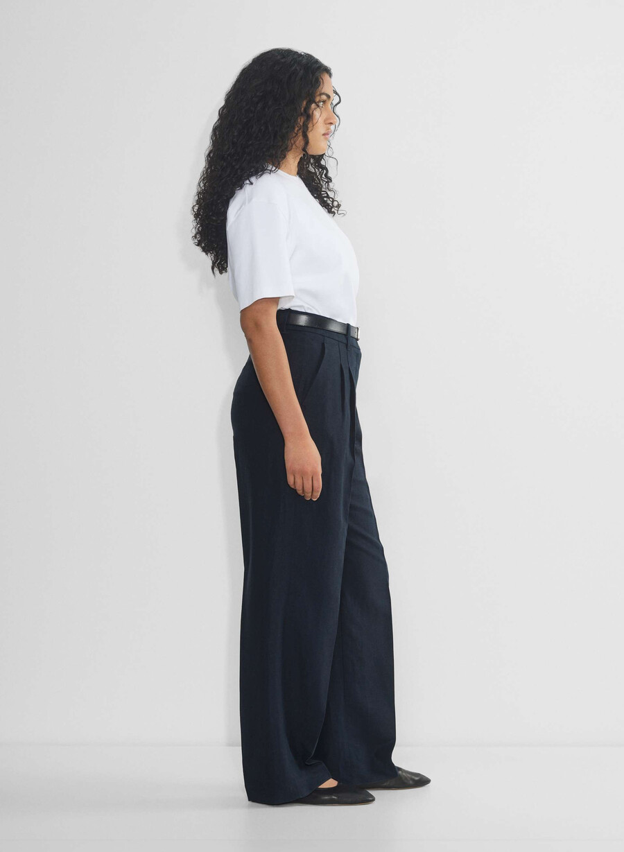 the effortless pant curve-fit - cruiselinen dark night navy