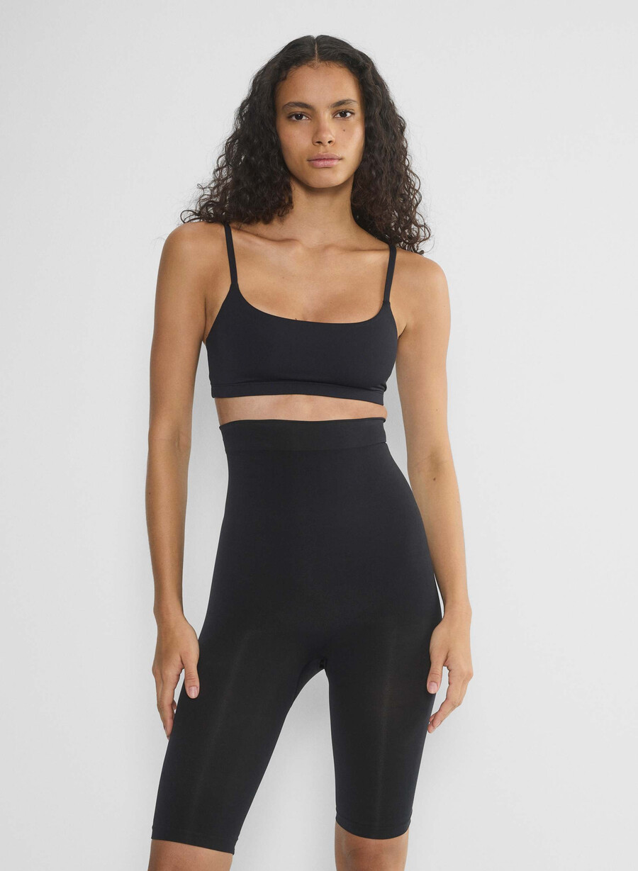 shapeenhance seamless super hi-rise short sand