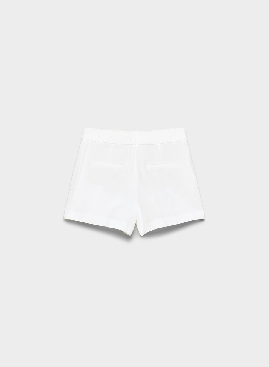 the effortless short mini - cruiselinen white