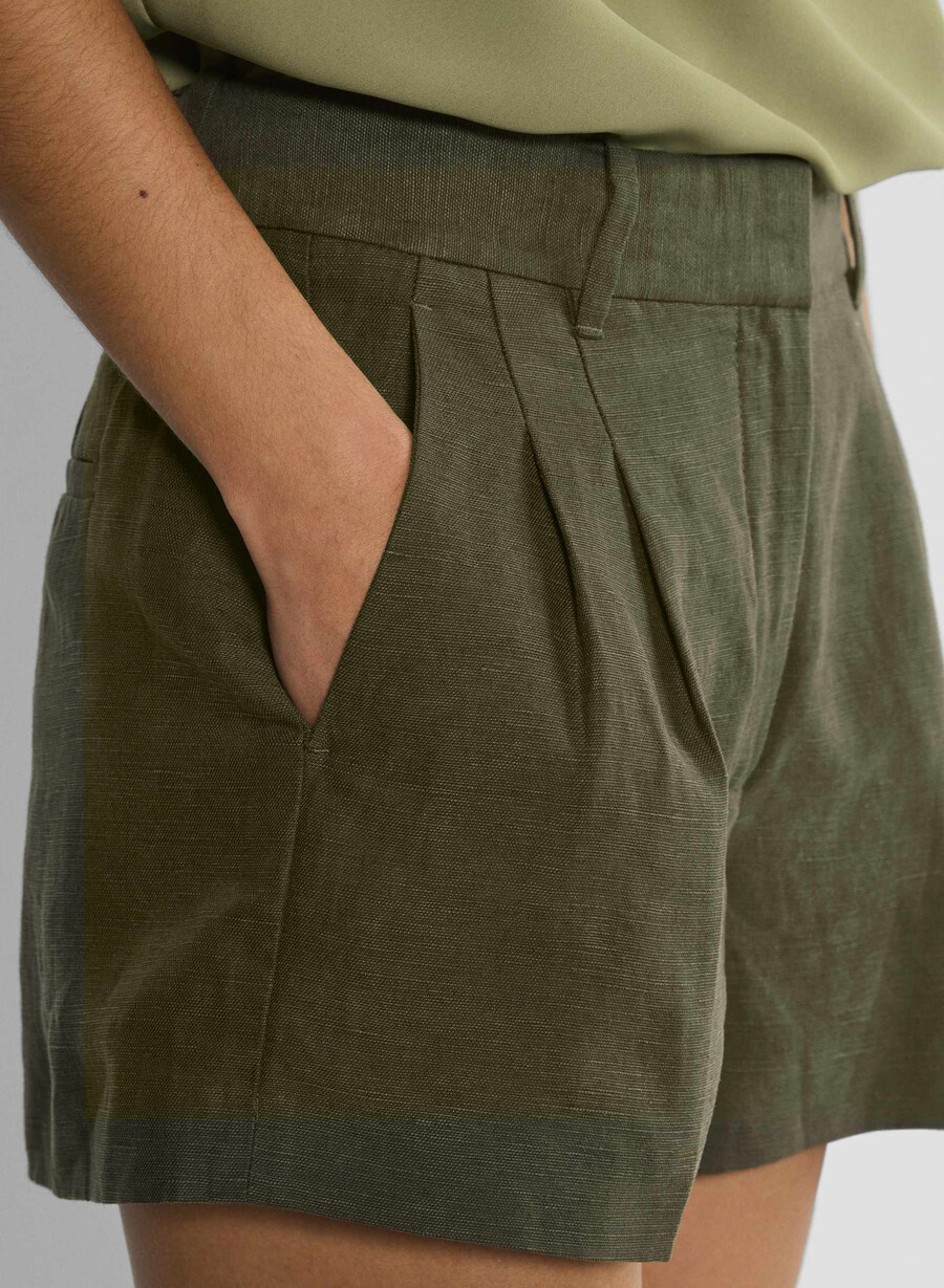 the effortless short mini - cruiselinen dark olive