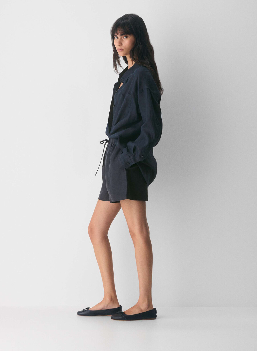 the lodge short mid-thigh - cruiselinen dark night navy