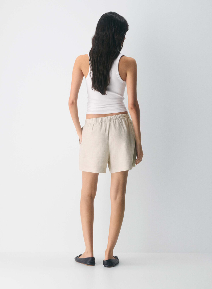 the lodge short mid-thigh - cruiselinen undyed ecru