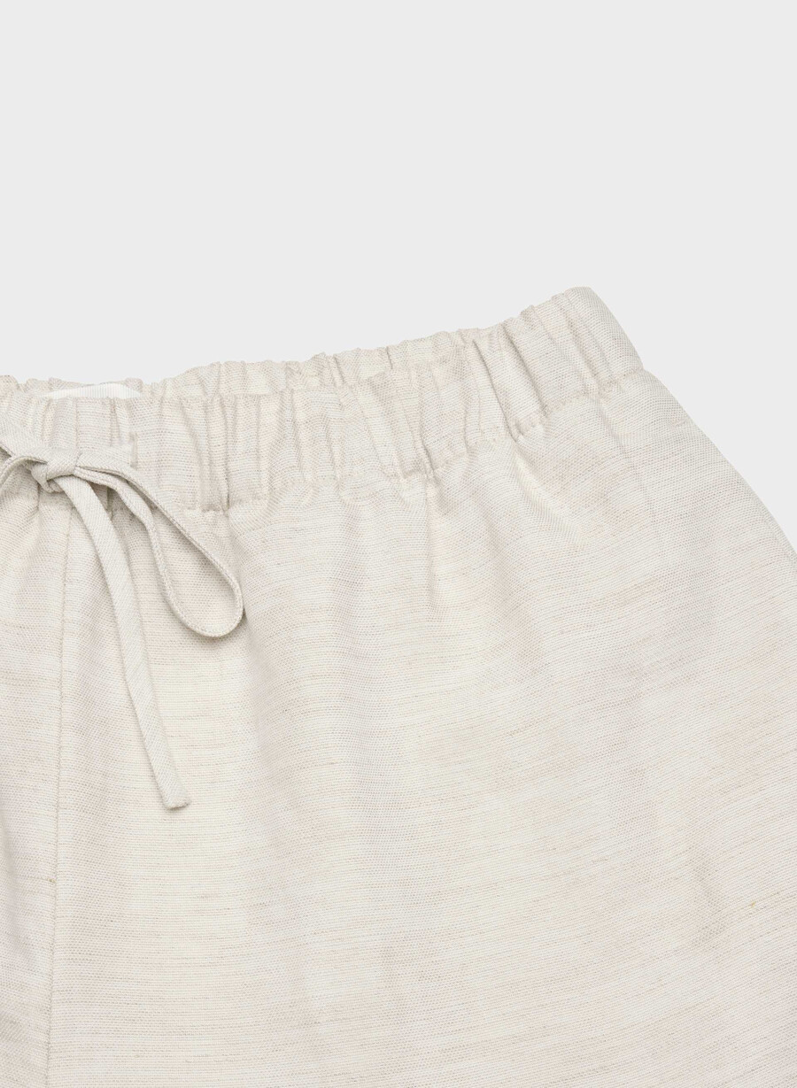 the lodge short mid-thigh - cruiselinen undyed ecru