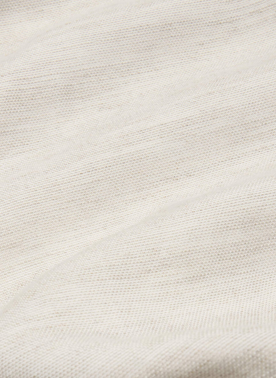 the lodge short mid-thigh - cruiselinen undyed ecru