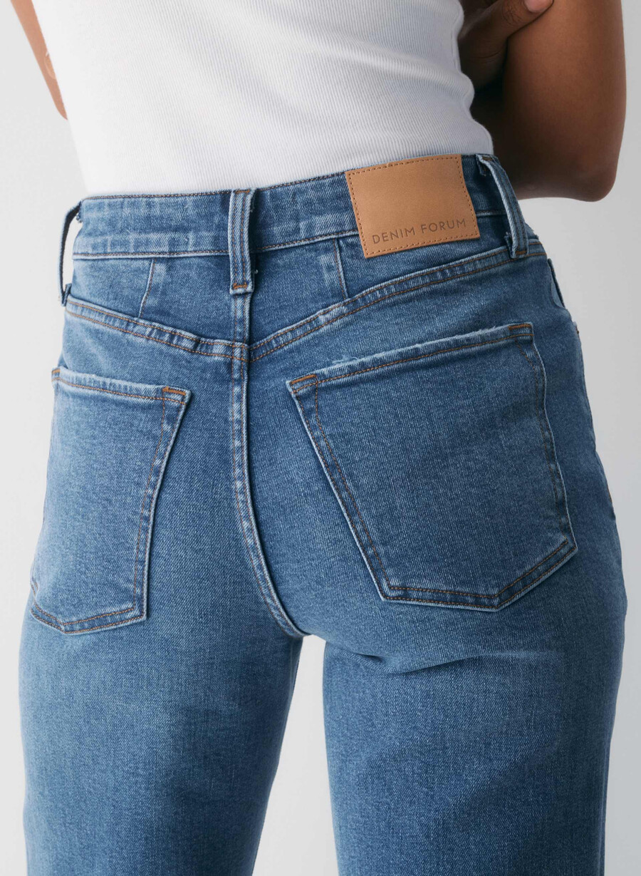 denim forum the 90s snatched hi-rise wide jean 5 yrs kiss n tell bl