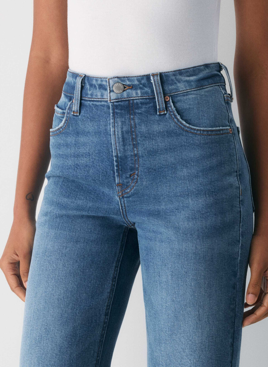 denim forum the 90s snatched hi-rise wide jean 5 yrs kiss n tell bl