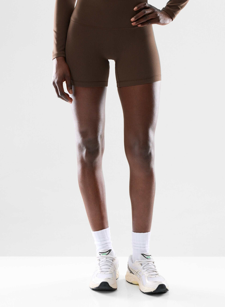butter cheeky infinite hi-rise 5 short rich mocha brown