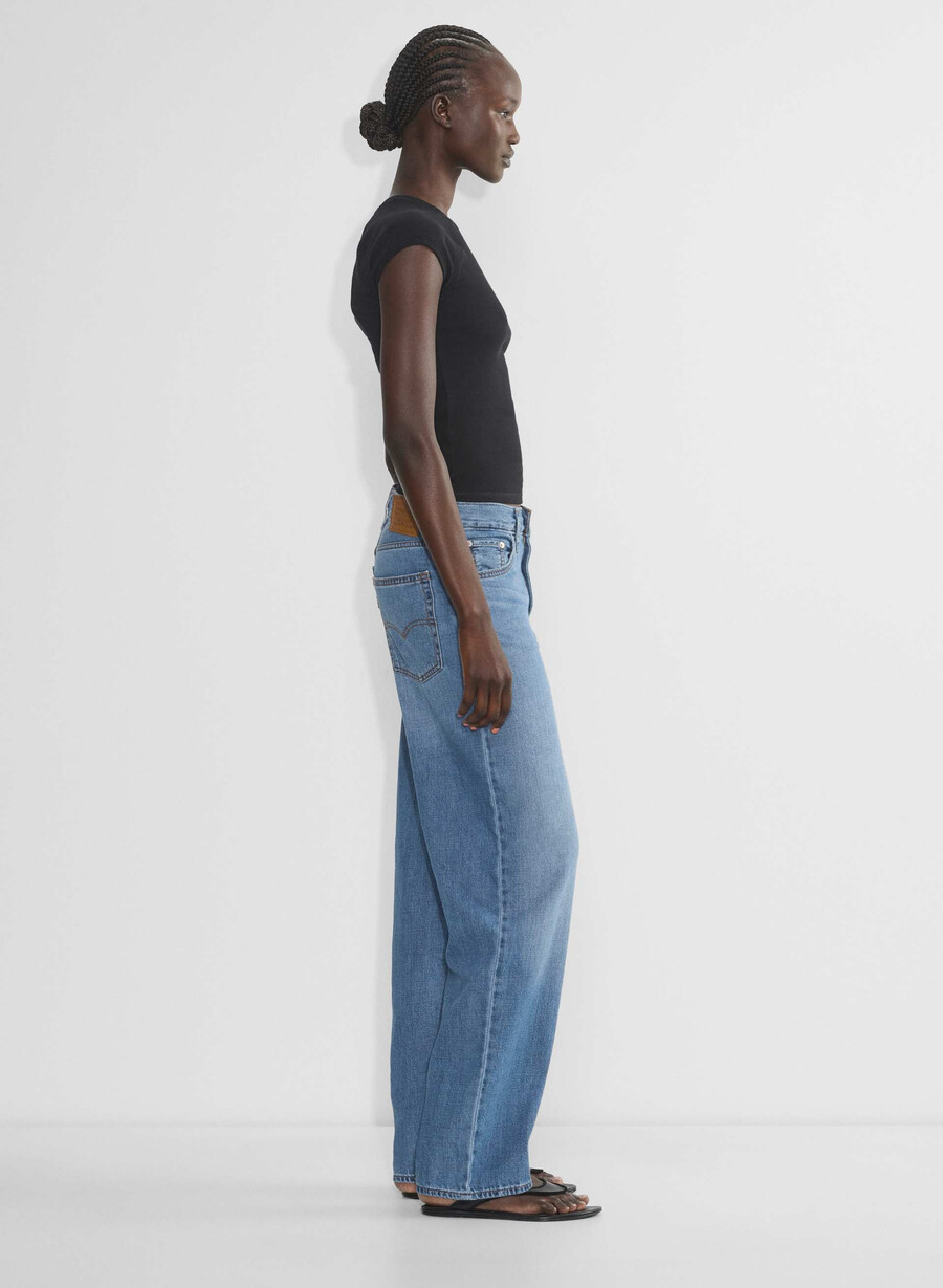 levis baggy dad jean pick sides