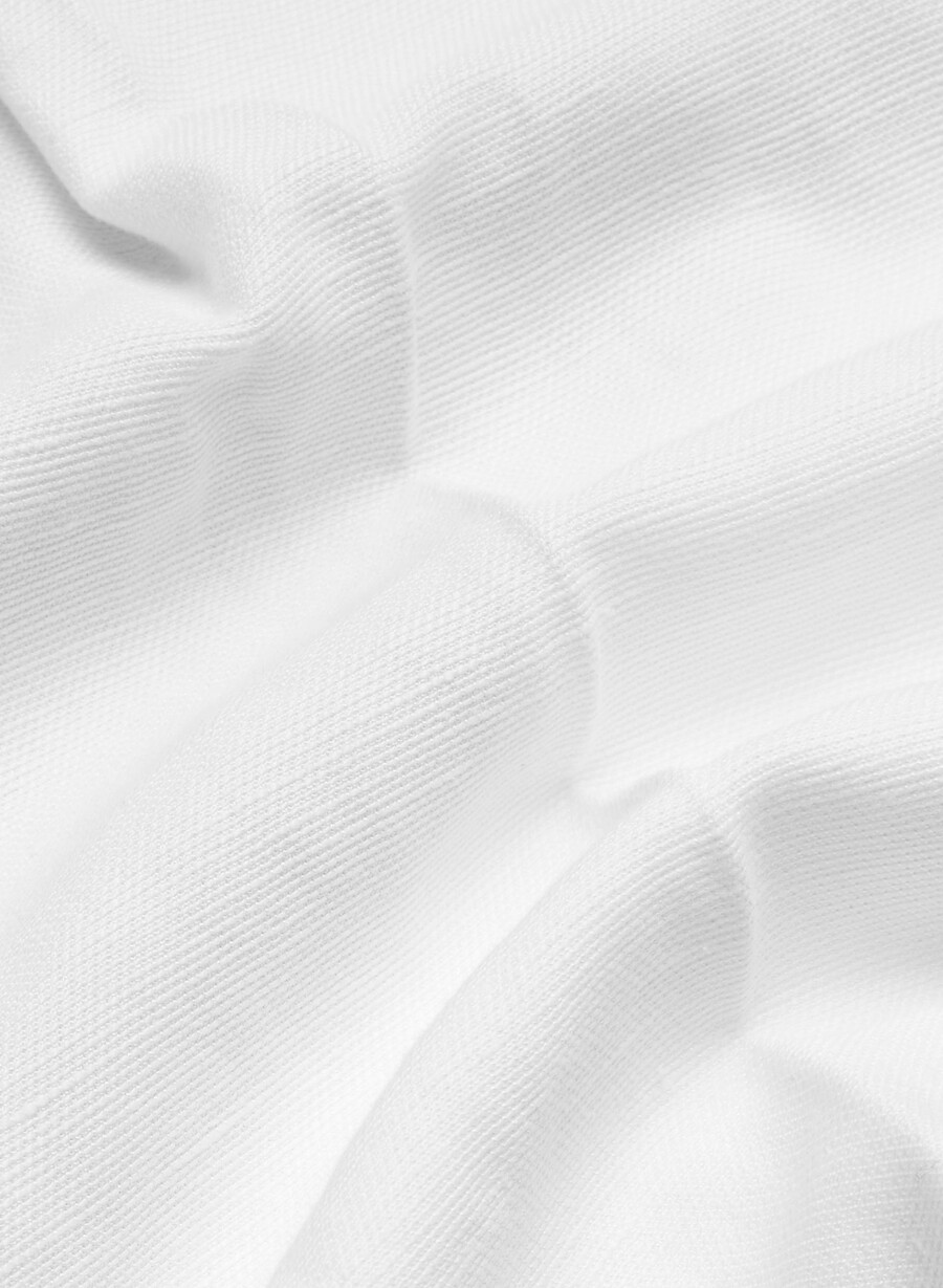 the effortless short curve-fit mid-thigh white