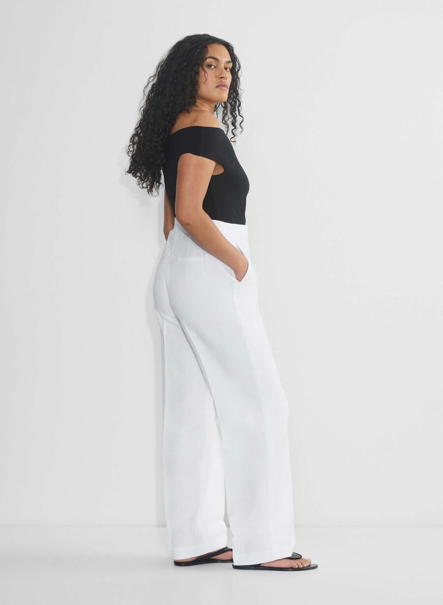 the limitless pant curve-fit - cruiselinen white