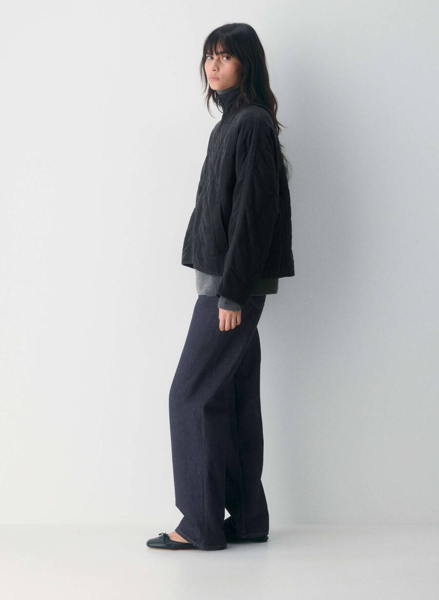 remote jacket sun-faded black