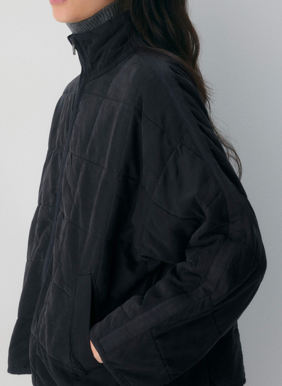 remote jacket sun-faded black