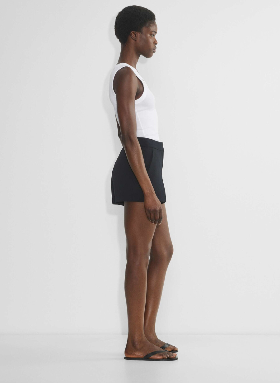 the limitless short curve-fit mini - crepette black