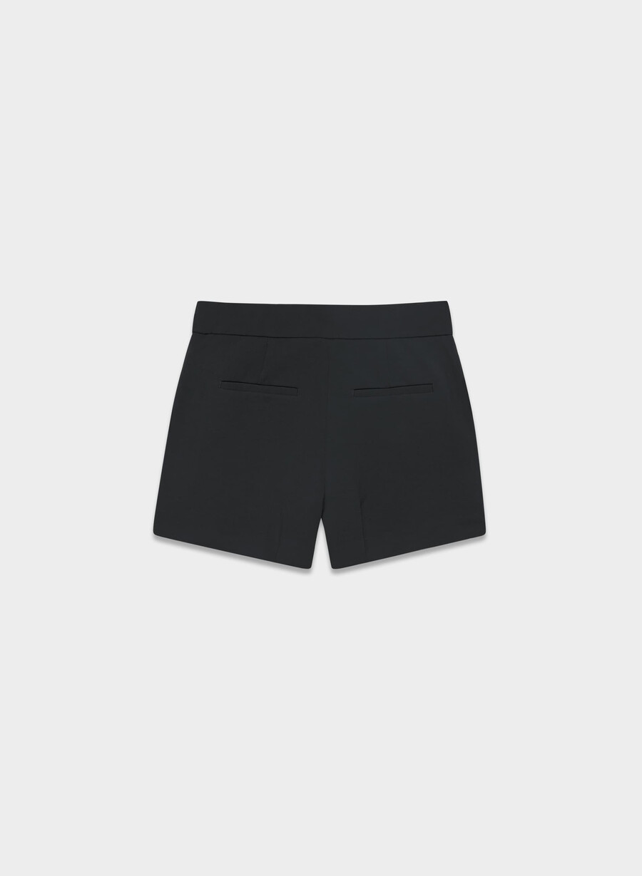 the limitless short curve-fit mini - crepette black