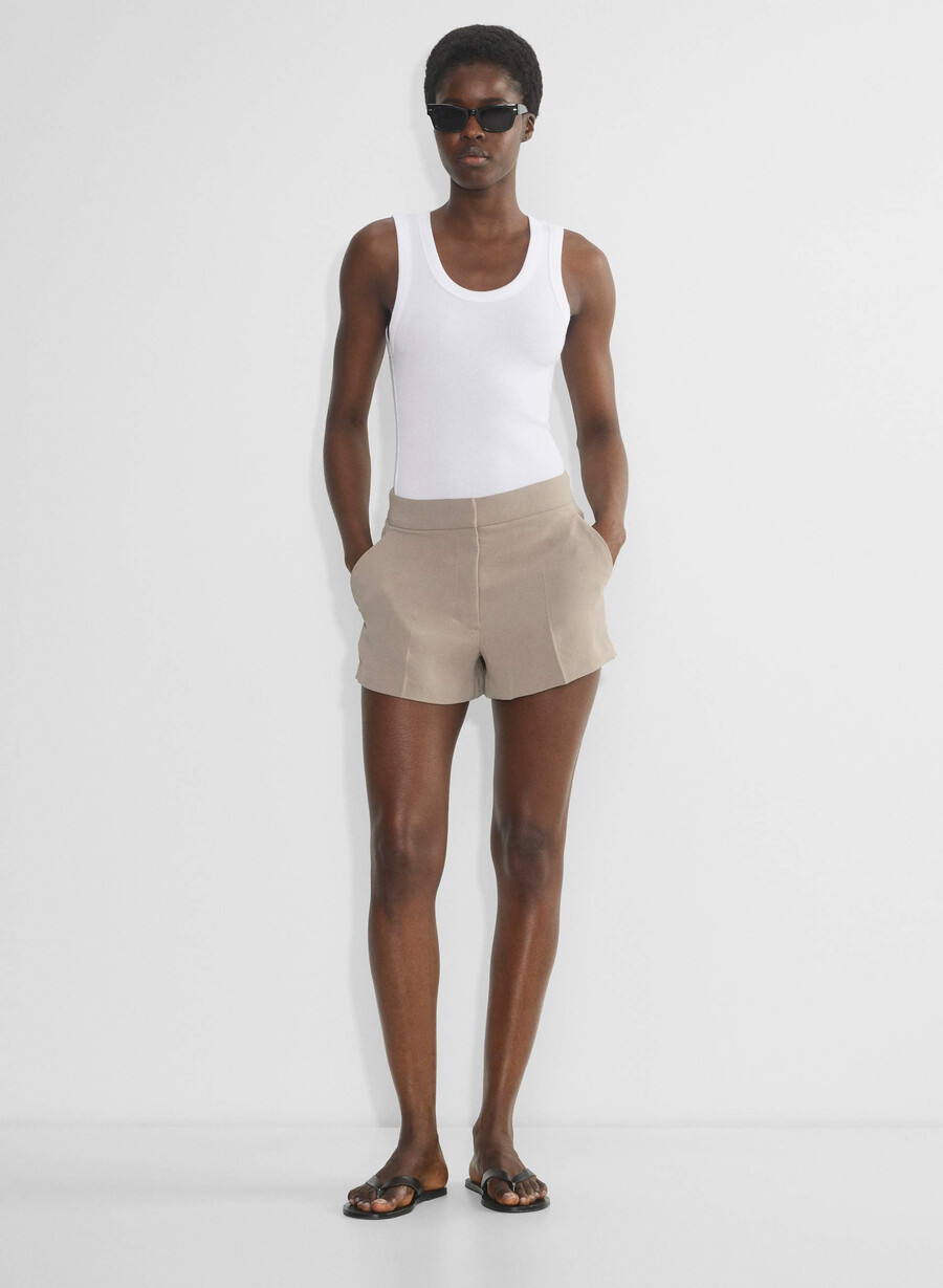 the limitless short curve-fit mini - crepette nomad taupe