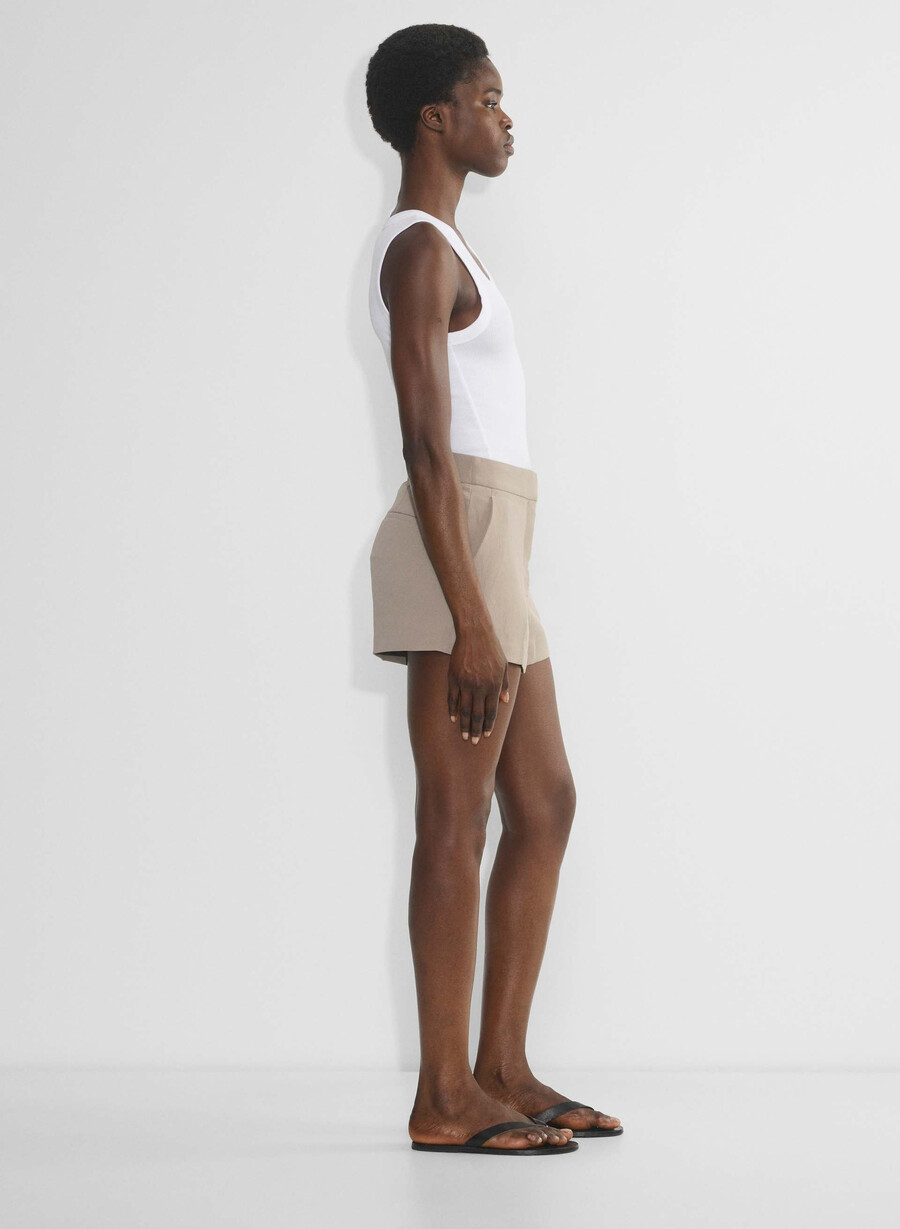 the limitless short curve-fit mini - crepette nomad taupe