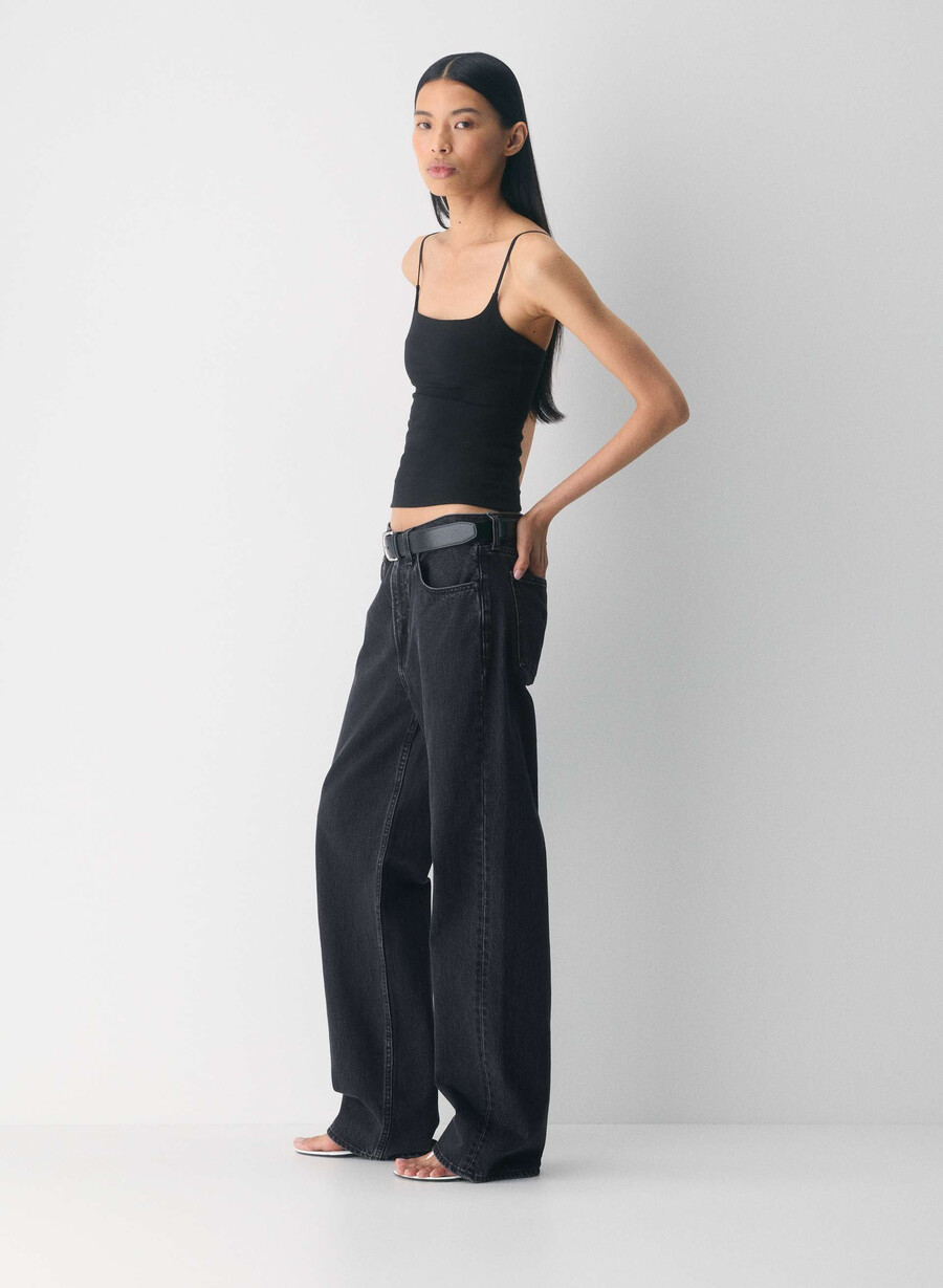 casual contour presence cami tank black