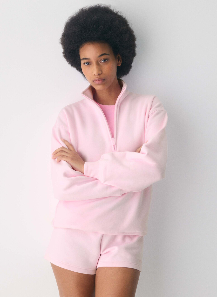cozy sweatfleece boyfriend lo-rise mini short villa pink