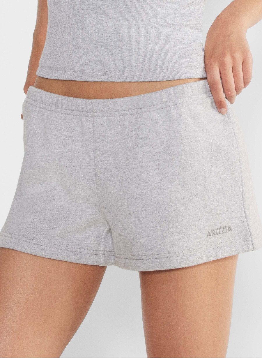 cozy sweatfleece boyfriend lo-rise mini short heather chrome