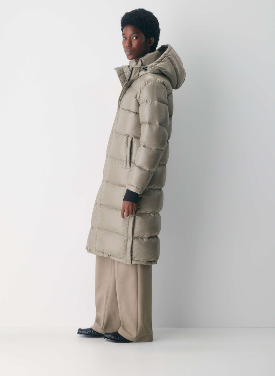 the super puff long - hi-gloss modern taupe