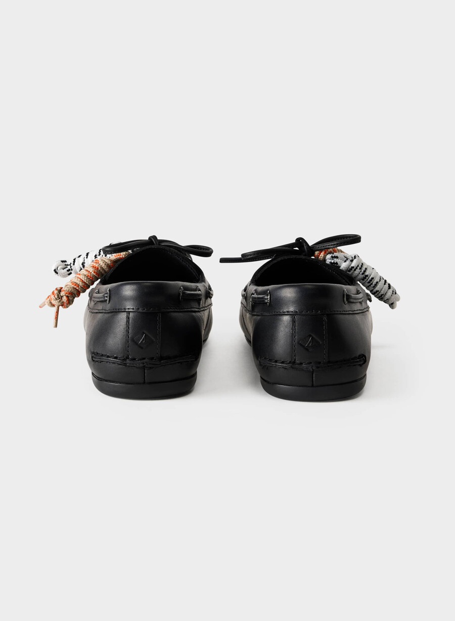 sperry x aritzia slim boat shoe - smooth leather black