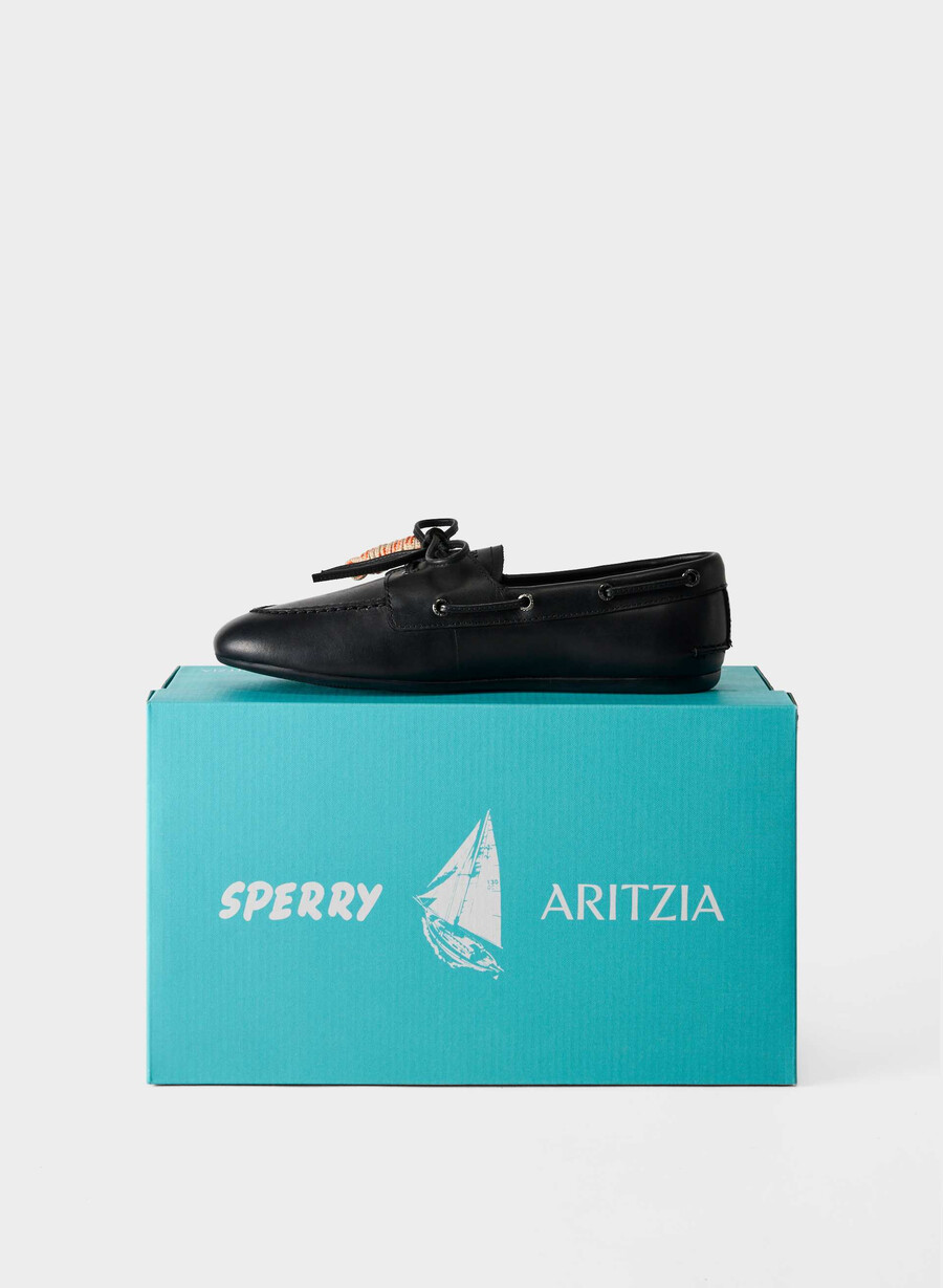 sperry x aritzia slim boat shoe - smooth leather black
