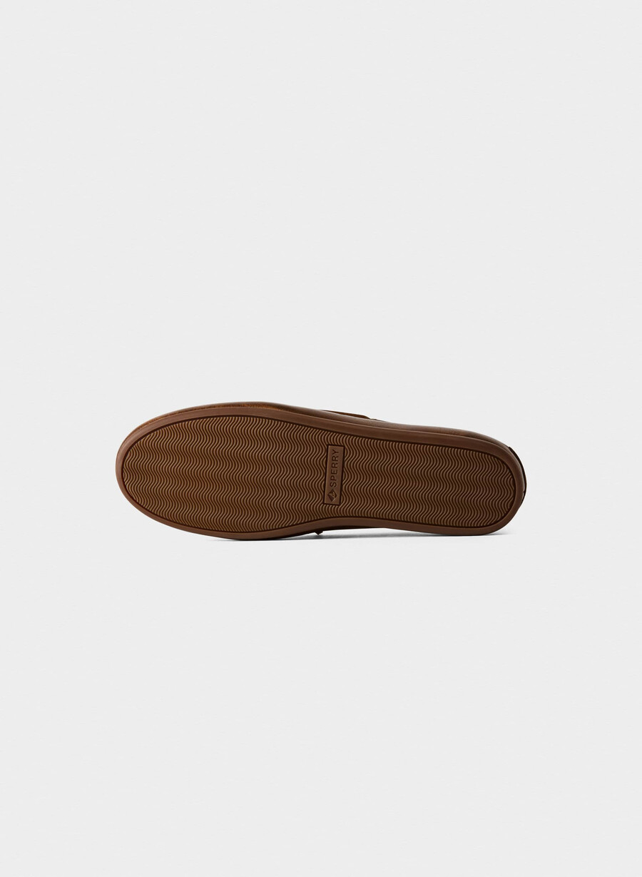sperry x aritzia slim boat shoe - smooth leather distressed choc brow