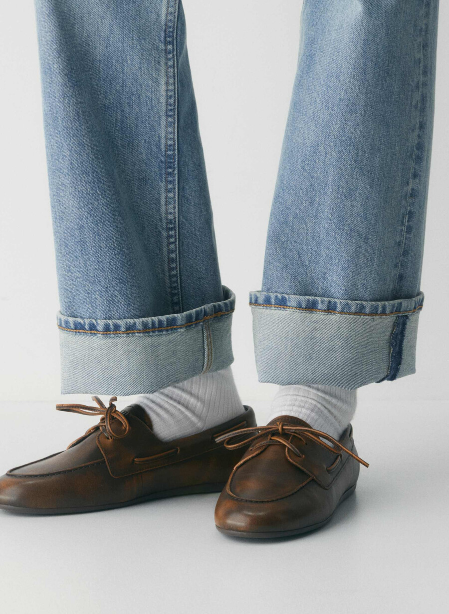 sperry x aritzia slim boat shoe - smooth leather distressed rch mc br