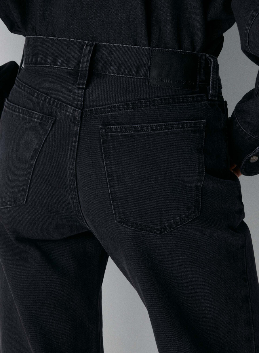 denim forum the farrah lo-rise wide jean black eyeliner
