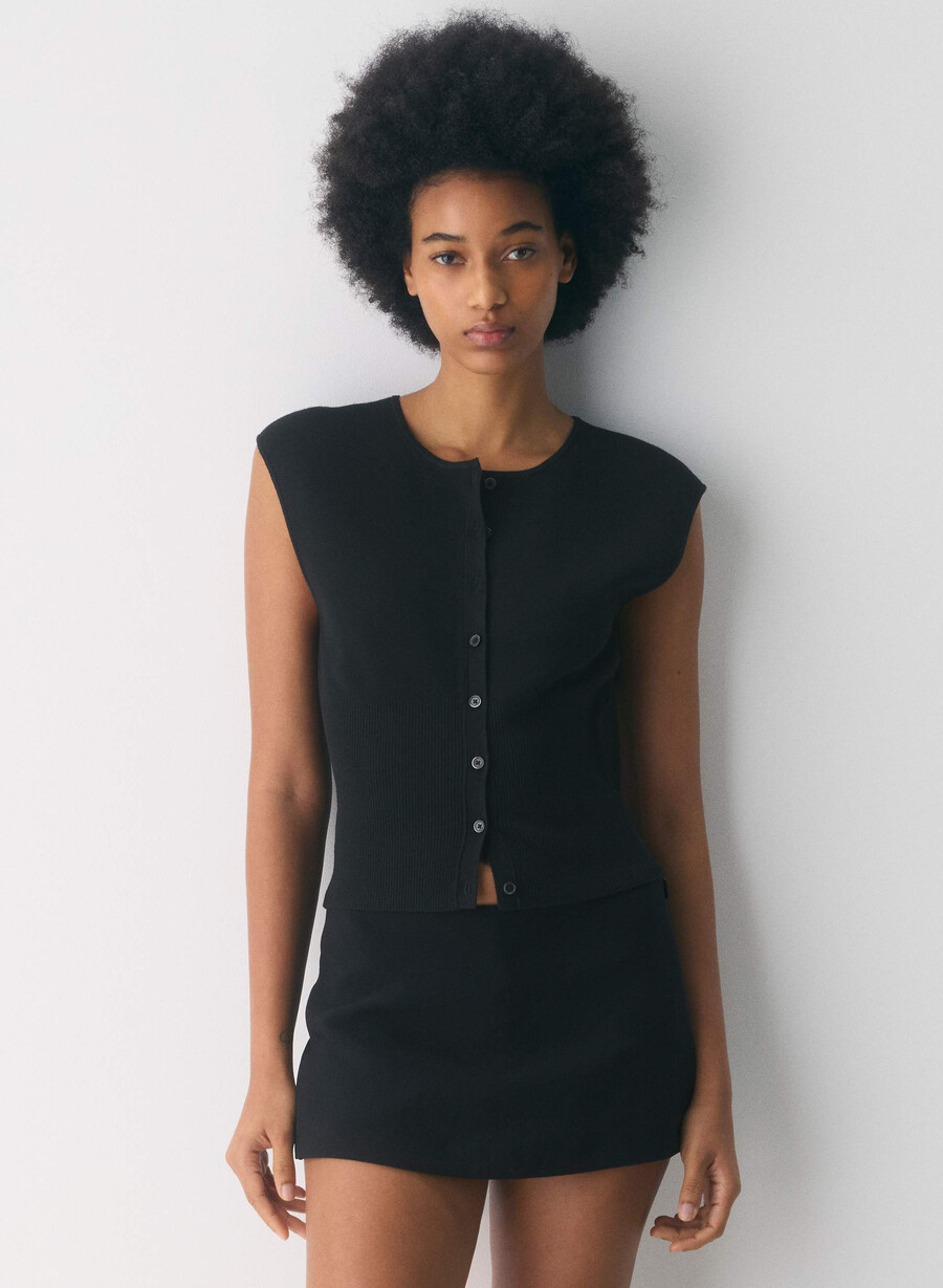 golightly sleeveless cardigan - wonder yarn black