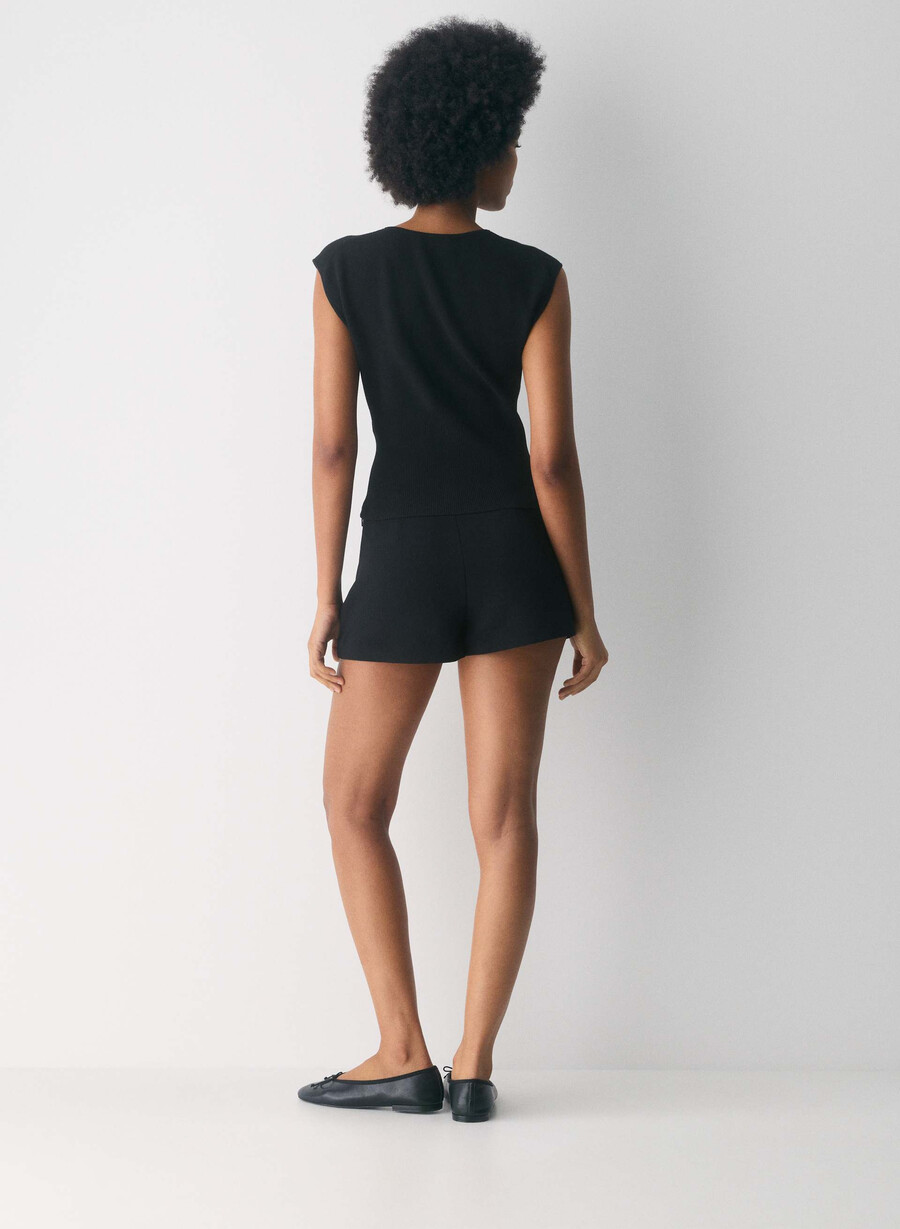 golightly sleeveless cardigan - wonder yarn black