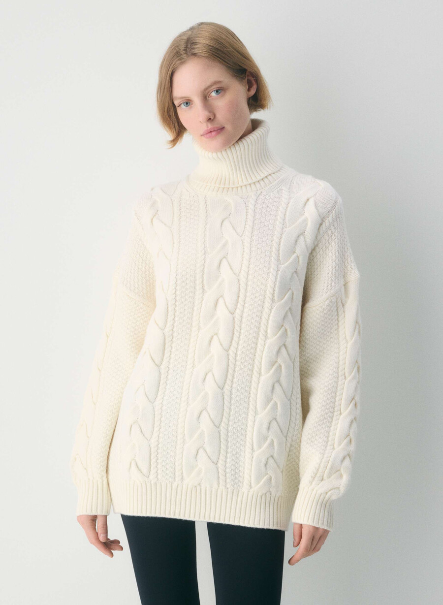 heritage knit merino wool turtleneck whisper white