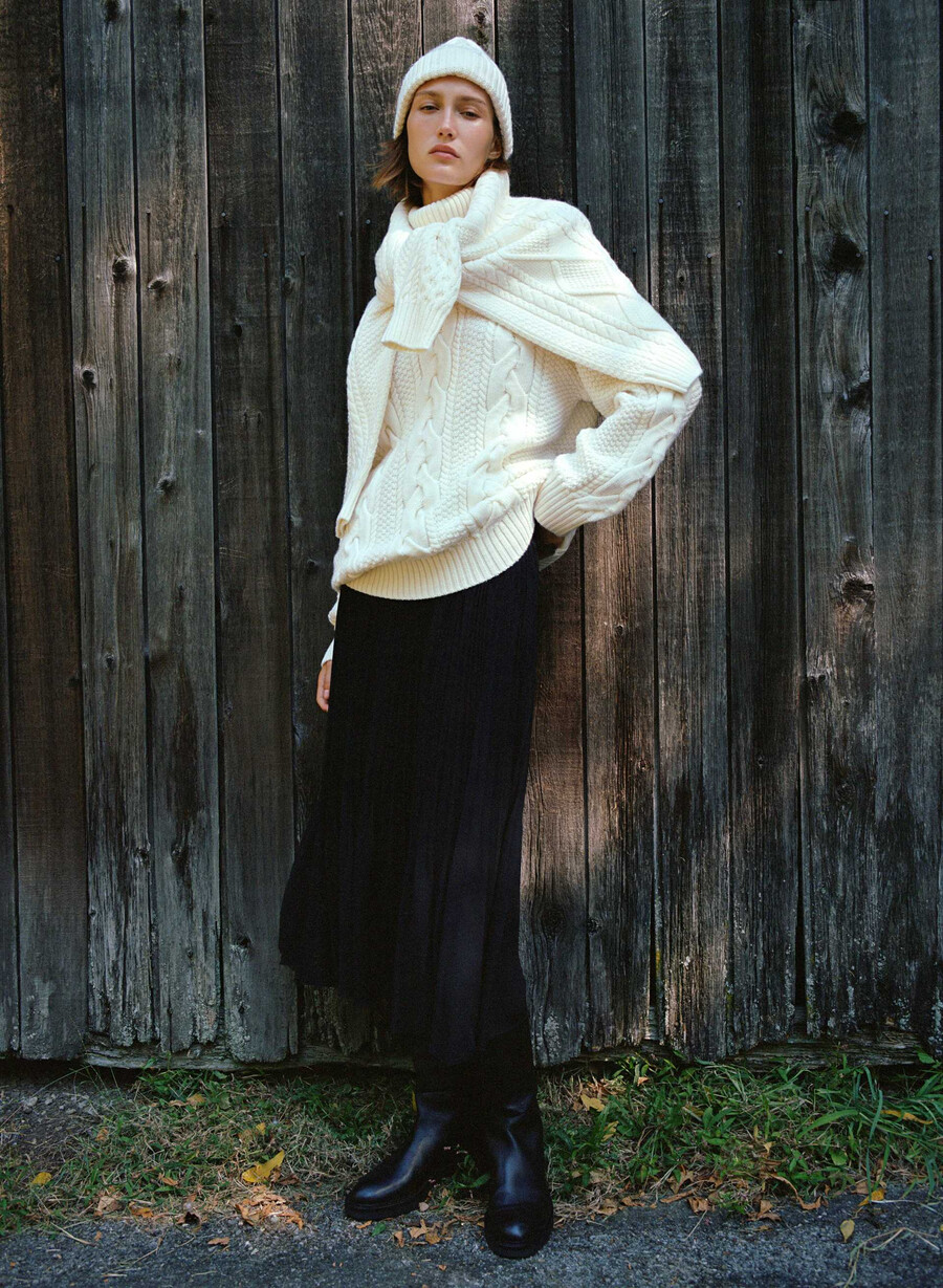 heritage knit merino wool turtleneck whisper white