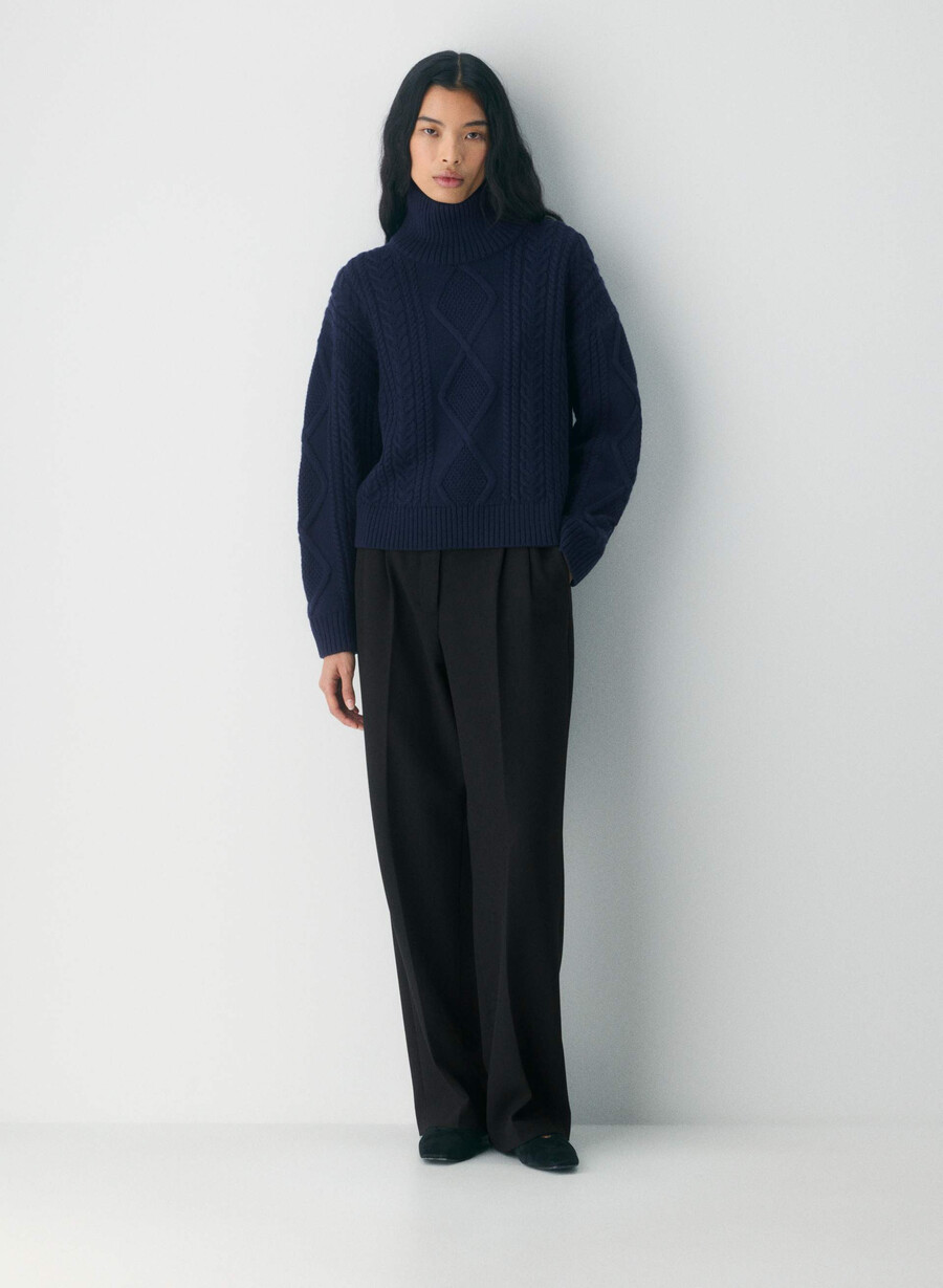 heritage knit merino wool hi-hip turtleneck heather nomad taupe