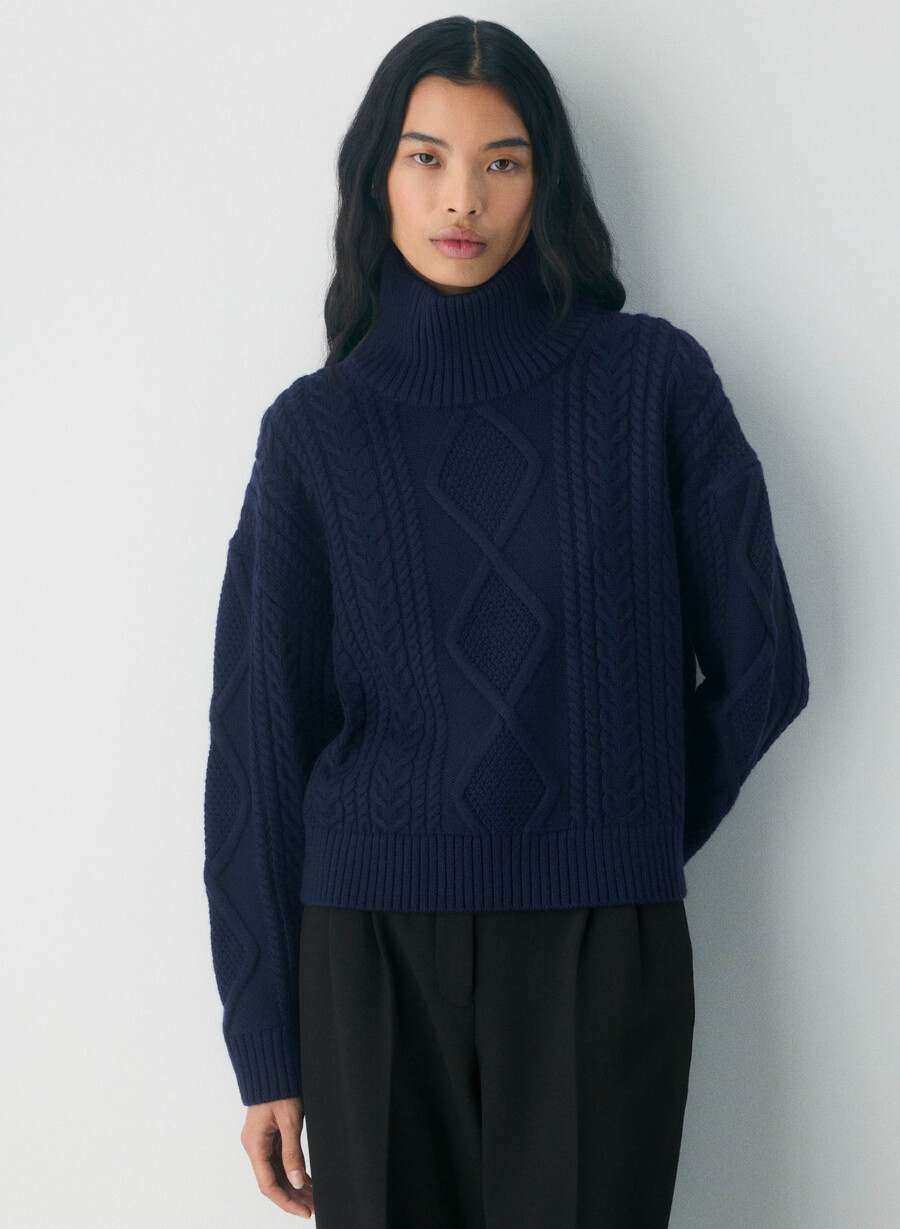 heritage knit merino wool hi-hip turtleneck heather nomad taupe