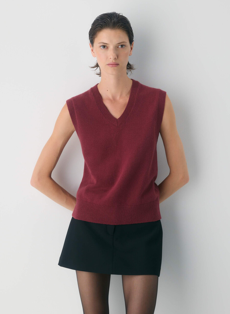 session merino wool sweater vest cordovan