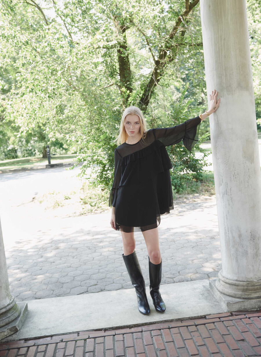 theatre dress black