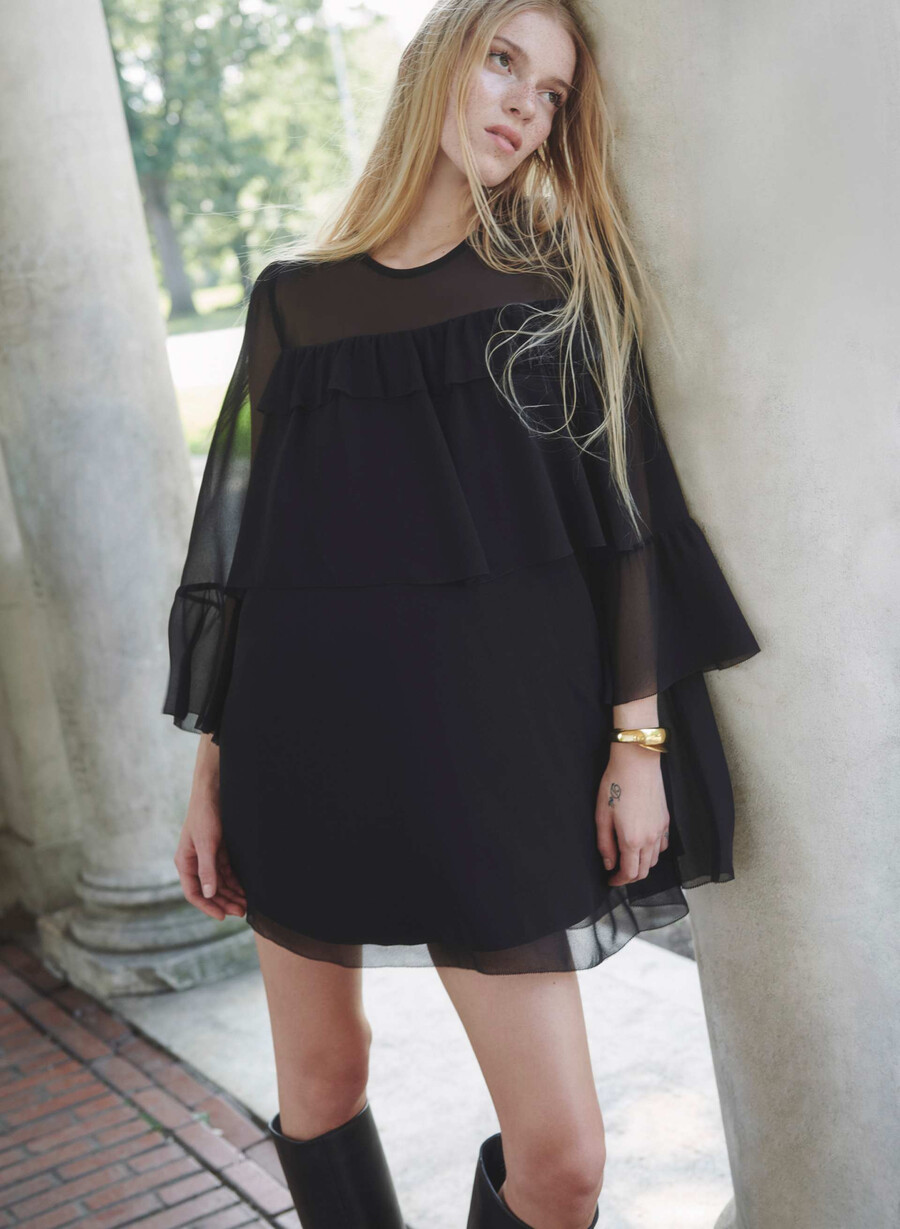 theatre dress black